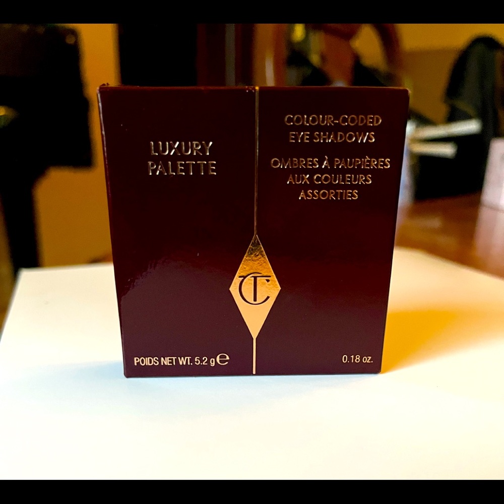 NWT - Charlotte Tilbury - LUXURY PALETTE - Eyeshadow - Sale - New - Tilbury